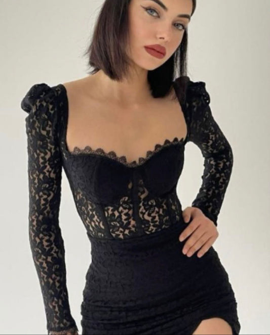 Spitzenkleid Schwarz mit Schlitz